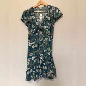LOFT Beach Size Small Blue Floral Wrap Dress